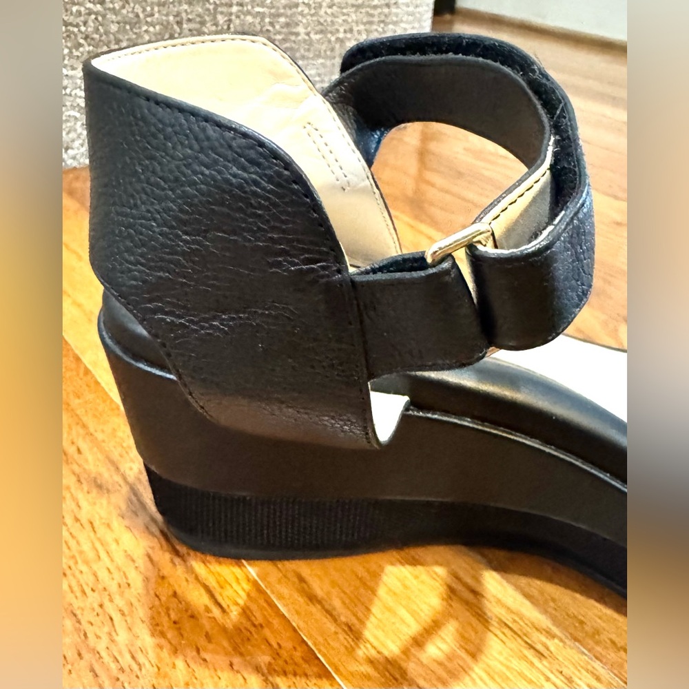 Cole Haan Black Leather Ankle-Strap platform Sandals - Picture 7 of 10